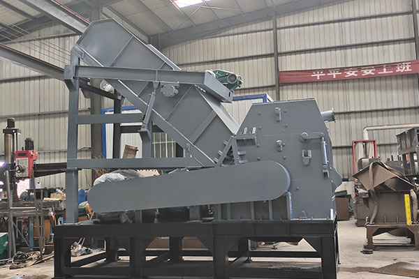 斷（duàn）橋鋁破碎機